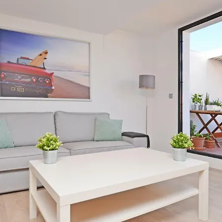 Apartment Atico Colon 21 *